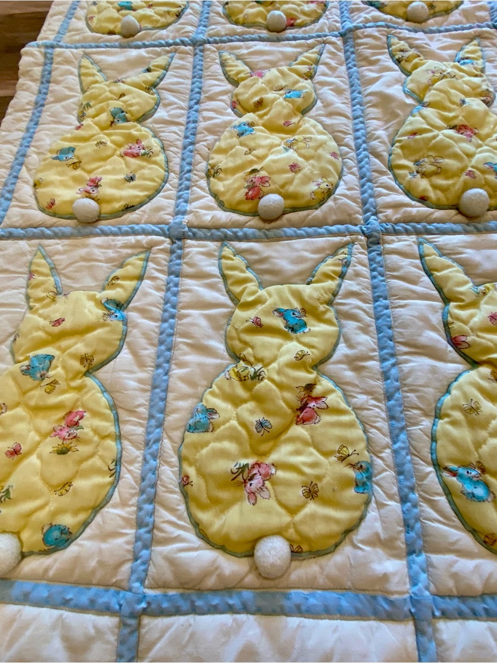 Patchwork Quilt Handmade for Unisex Baby Nursery - Cotton tail - Picture 3 of 8